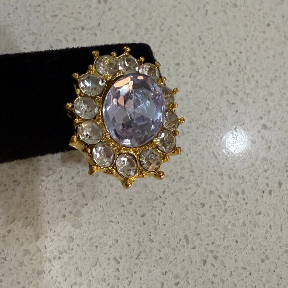 Stunning Rhinestone Post Earrings - Picture 4 of 5